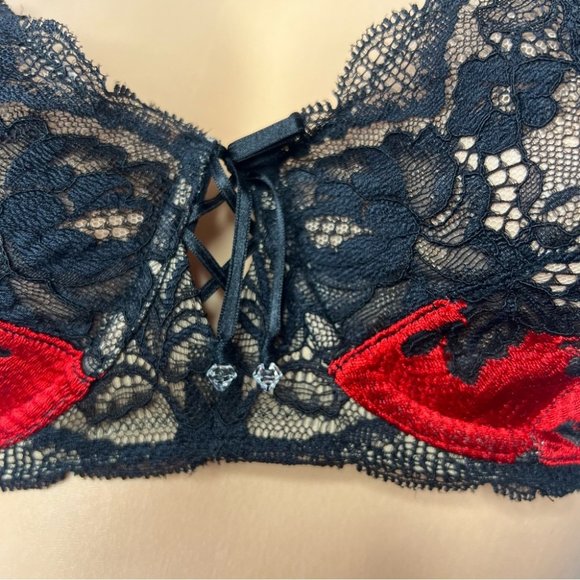 Victoriaβs Secret bra diamonds red black lace bling tie shimmer shiny y2k β€οΈππ - Picture 2 of 12